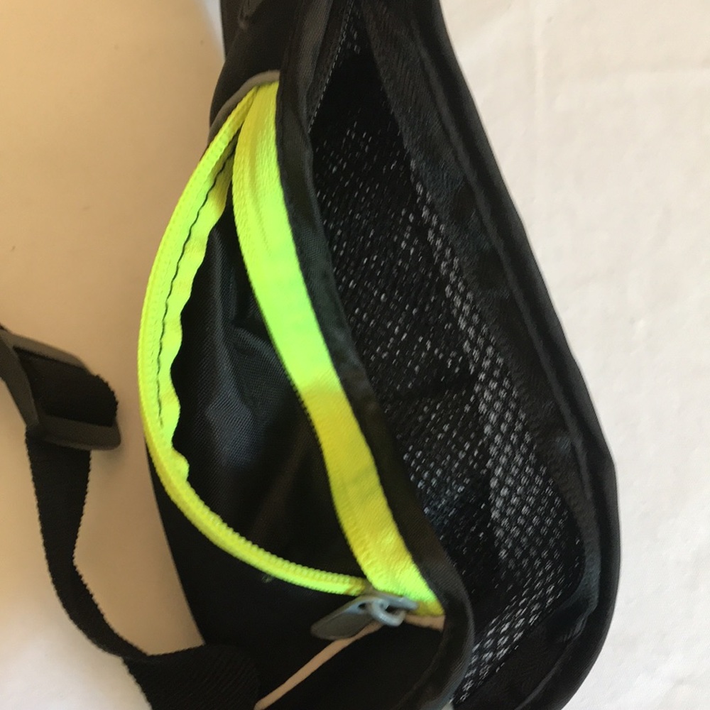 Runner 🏃‍♀️ walker, thin, reflective, adjustable - Picture 3 of 8